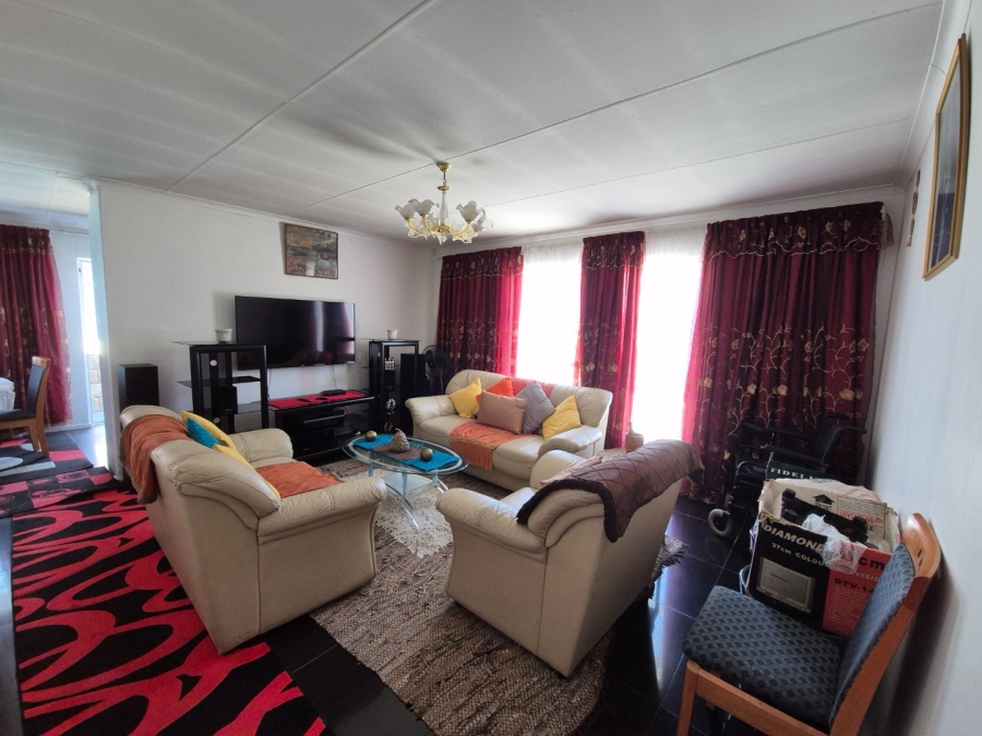 3 Bedroom Property for Sale in Kwadwesi Eastern Cape